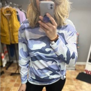 BOUTIQUE L/S Blue Camouflage Top NEW!